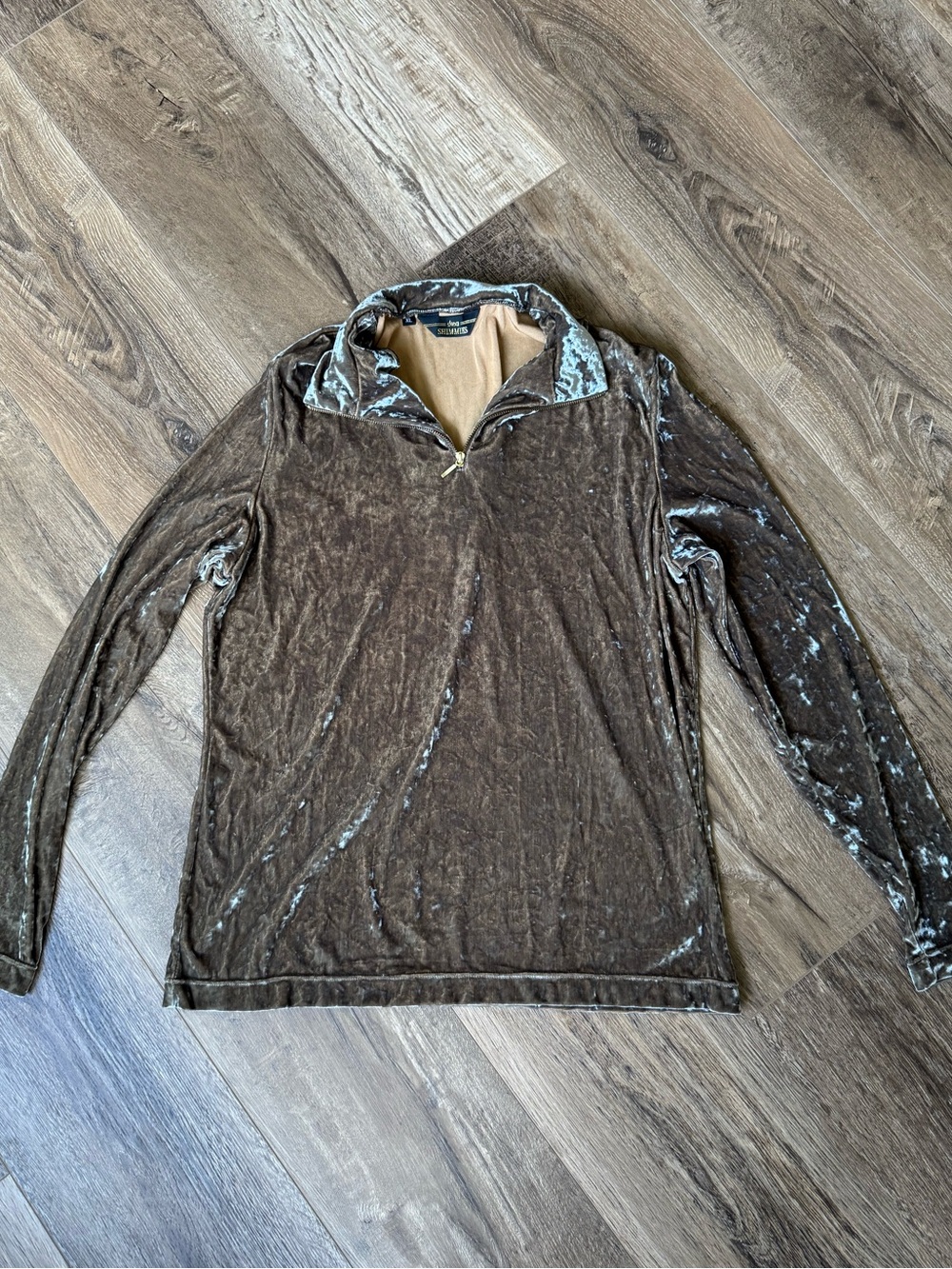 Velvet Quarter-Zip Pullover Hoodie in Brown